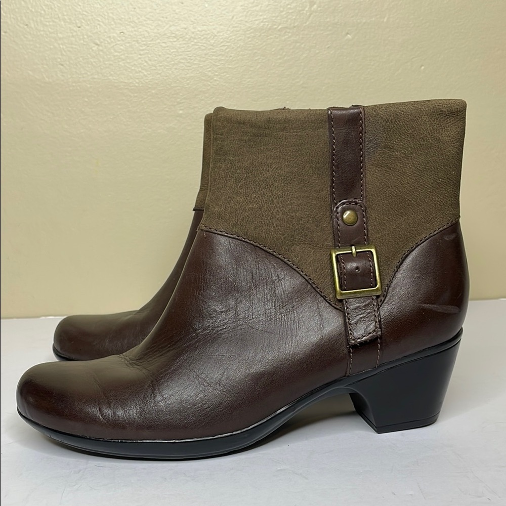 CLARKS Bendables Ingalls Dover Ankle Boots Brown Leather Buckle Detail Comfort